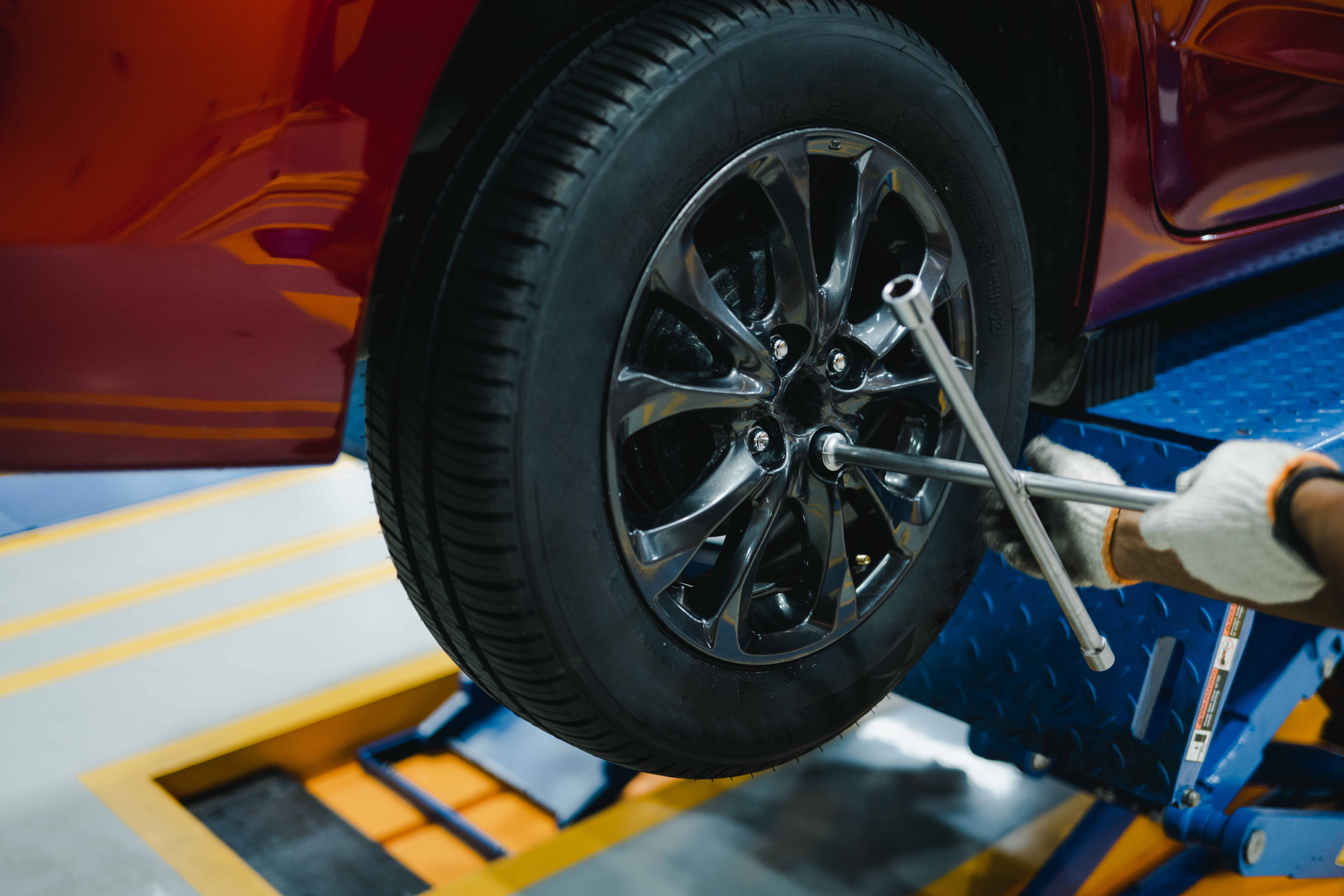 High-Performance Tyres